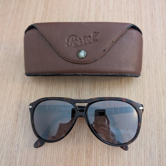 3008 Persol GT Roadster – Photochromatic Polarized Lenses - Picture 1 of 5